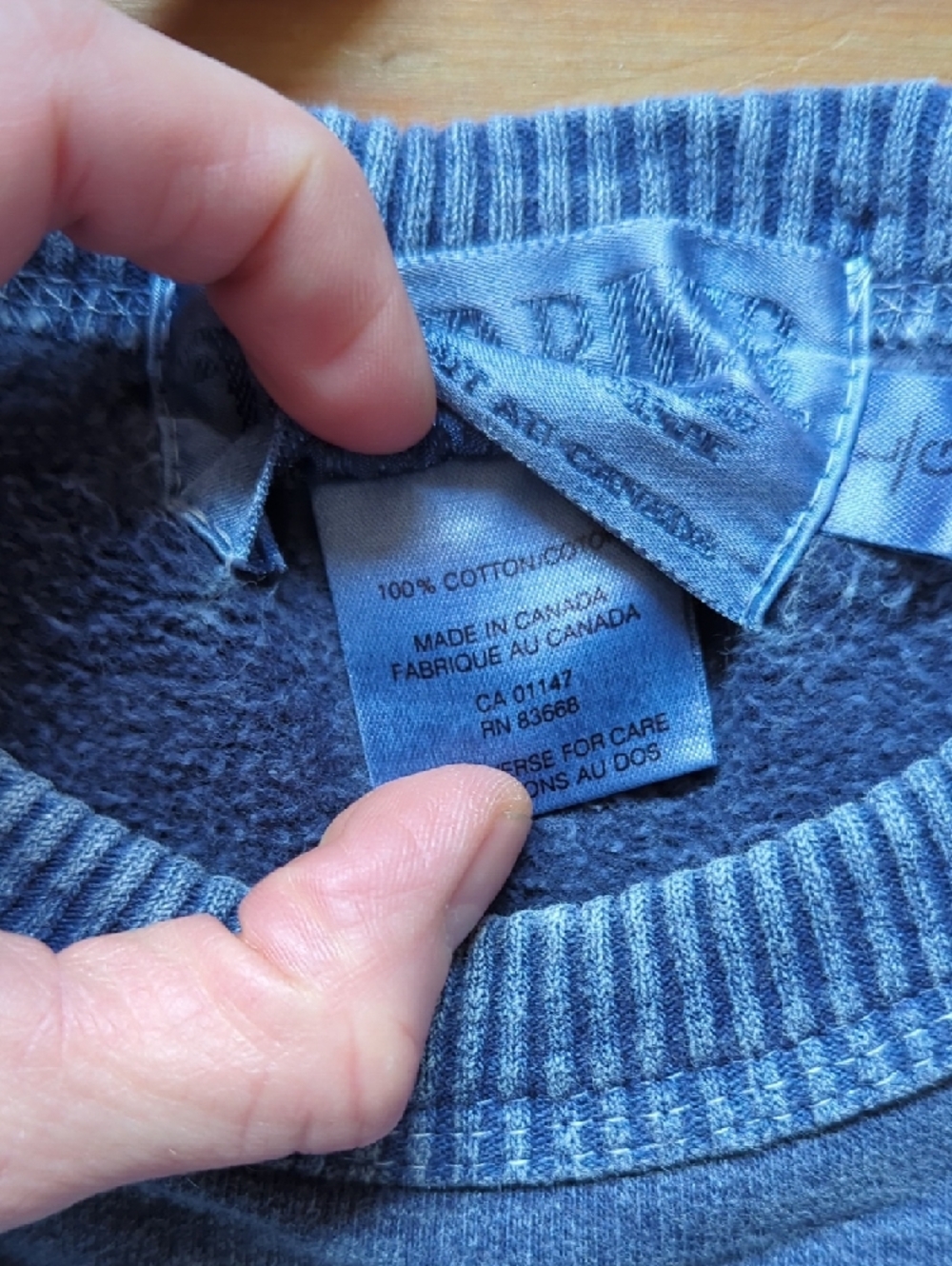 171-Vintage Washed Blue Windriver  Crewneck Sweater - Picture 3 of 6